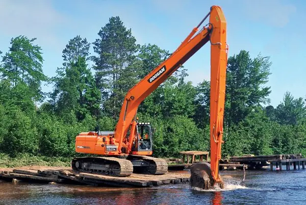 Doosan DX225LC-3 SLR