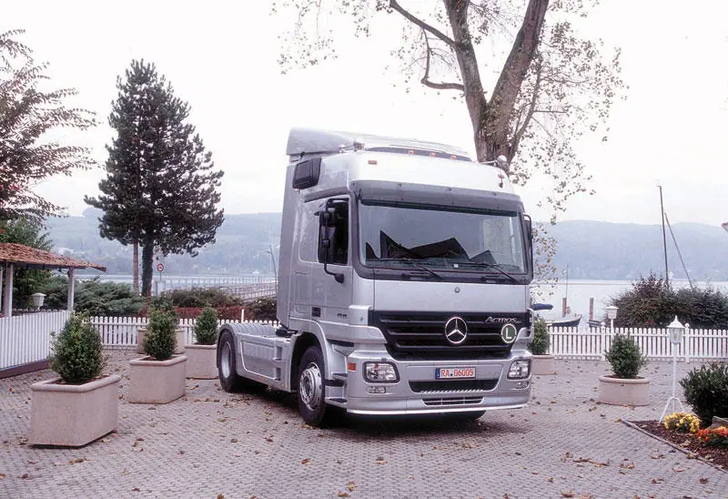 Mercedes-Benz Actros 1858 LS 4x2 thumbnail 2