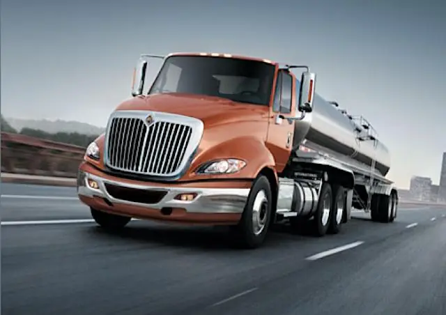 International PROSTAR 113 Day Cab Cummins ISX15 6x4 thumbnail 2