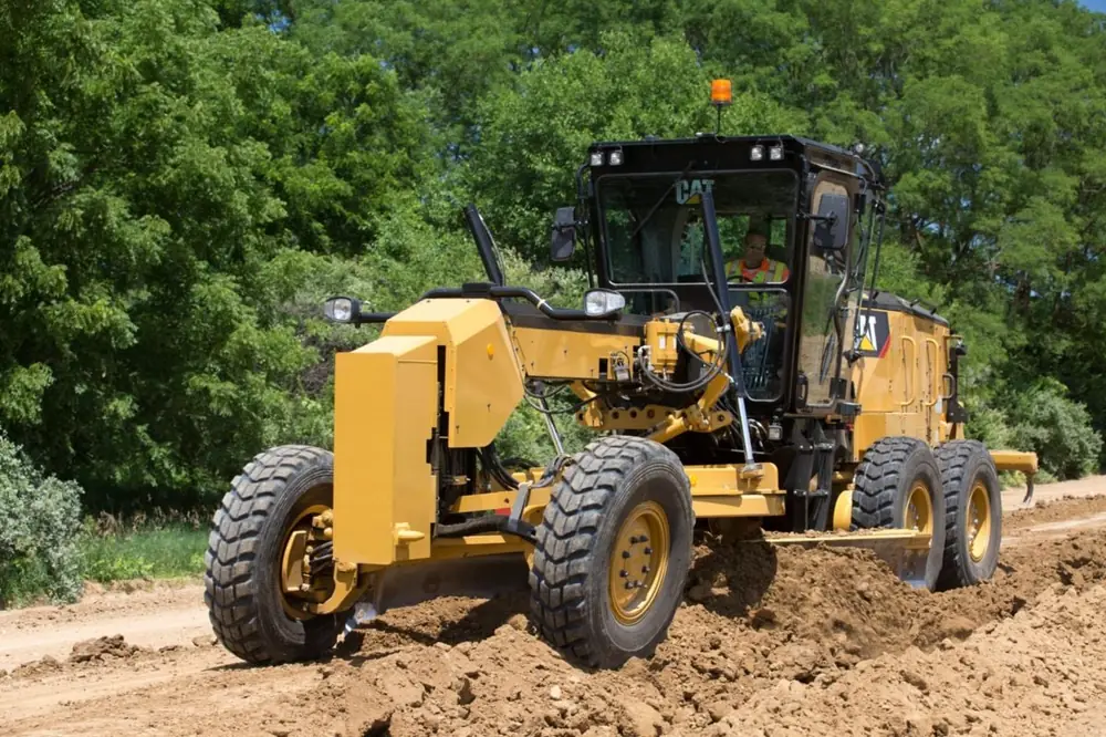 Caterpillar 120 thumbnail 2