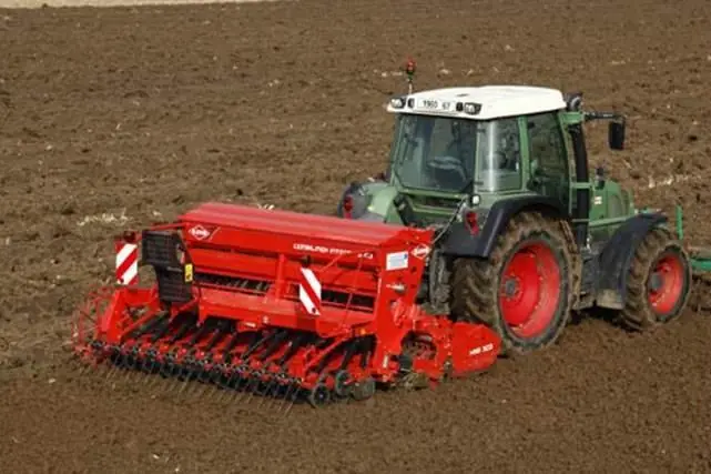 Kuhn Integra 4003-28 SL thumbnail 3