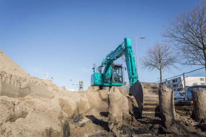 Kobelco SK 140 SRLC 5 thumbnail 9