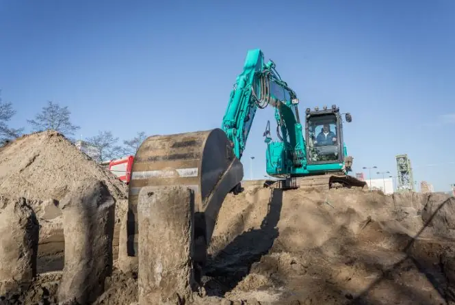 Kobelco SK 140 SRLC 5 thumbnail 10
