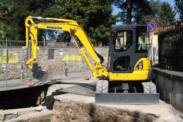 Komatsu PC45R-8