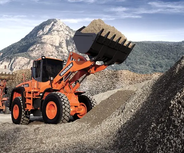 Doosan DL 300