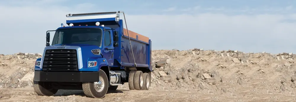Freightliner 108SD 156 Crew Cab Detroit DD8