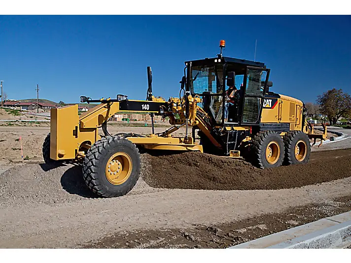 Caterpillar 140 AWD