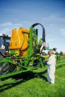 Amazone UF 1501 (21)