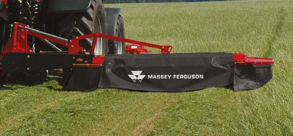 Massey Ferguson M182