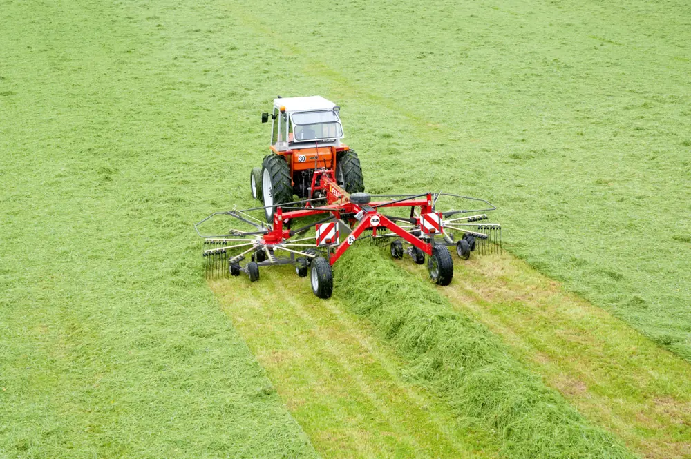 Fella Juras 671