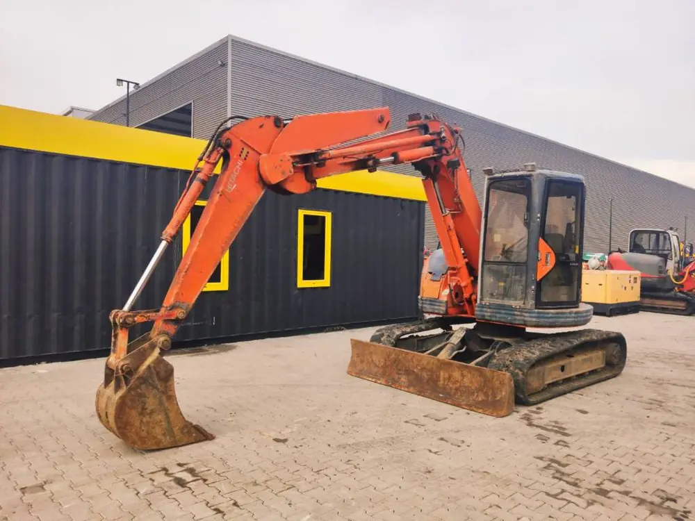 Fiat-Hitachi EX 75 UR
