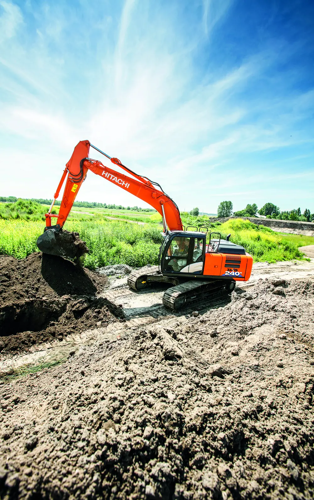 Hitachi ZX240N-6 thumbnail 2