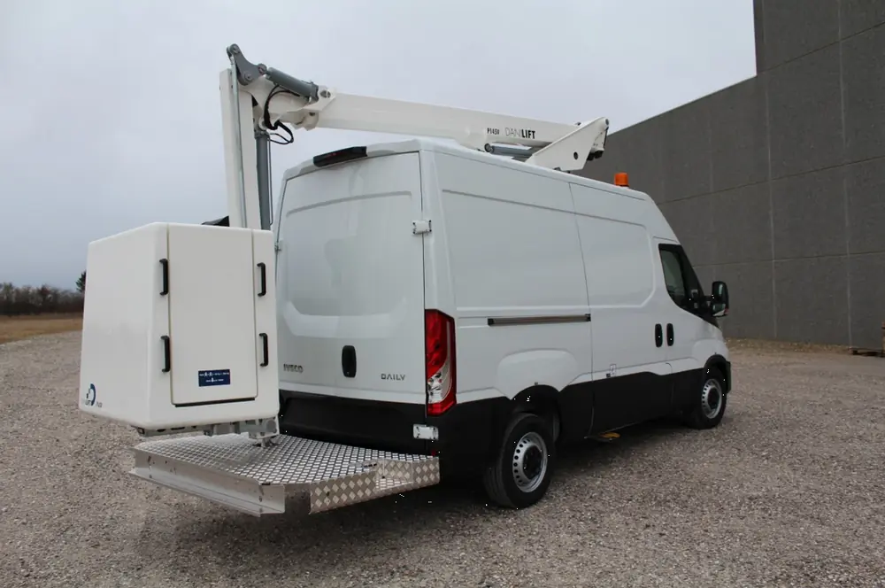 Danilift P145V