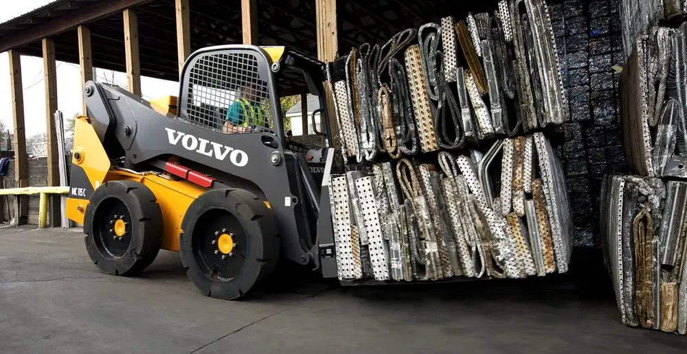 Volvo MC115C