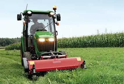John Deere 3320 thumbnail 2