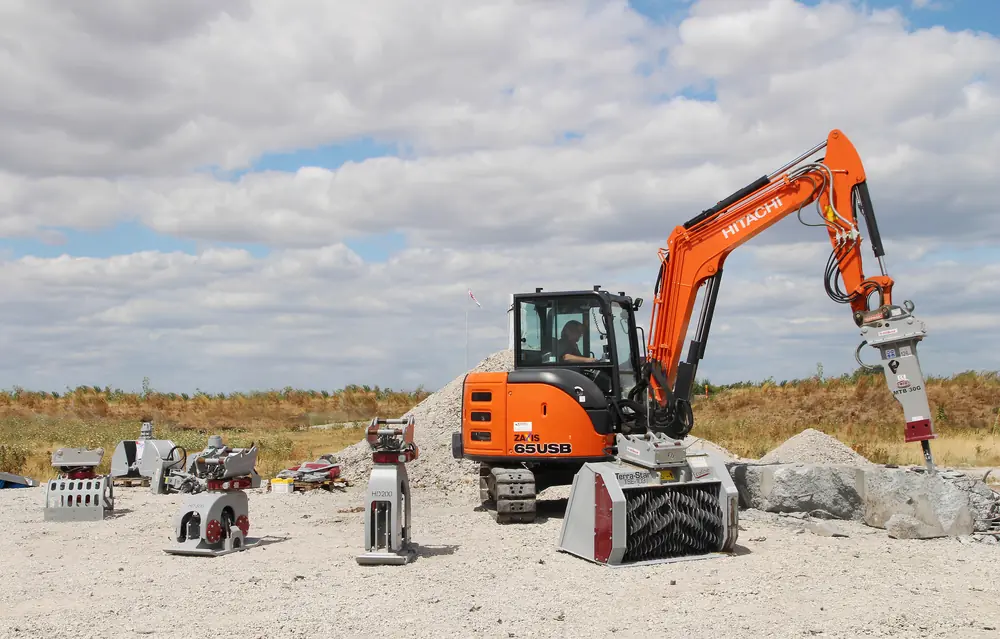 Hitachi ZX65USB-5A