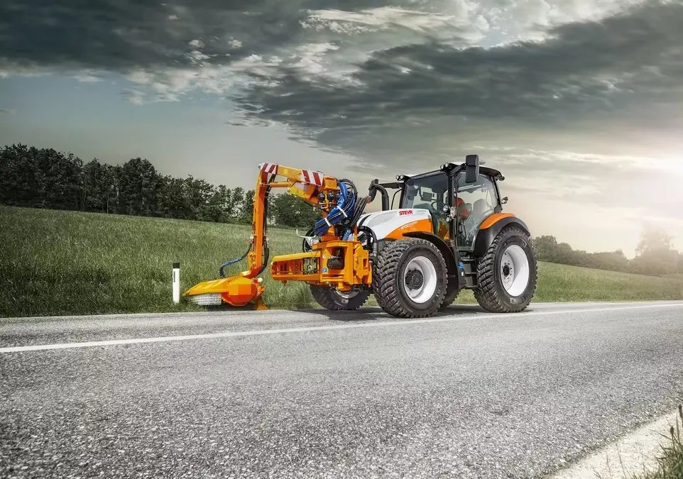 Steyr 4075 Kompakt S Basis thumbnail 2