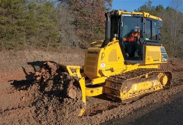 Komatsu D37EX-23 thumbnail 3