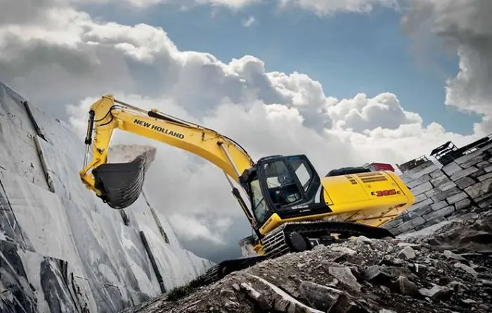New Holland E385C BEH