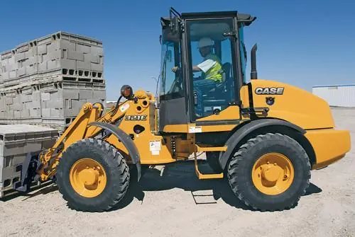 Case 321 E HS