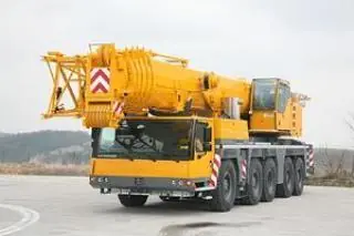 Liebherr LTM 1225 (12x6x10)