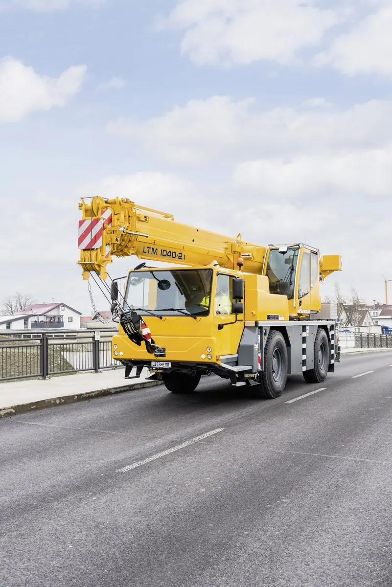 Liebherr LTM 1040-2.1 thumbnail 4