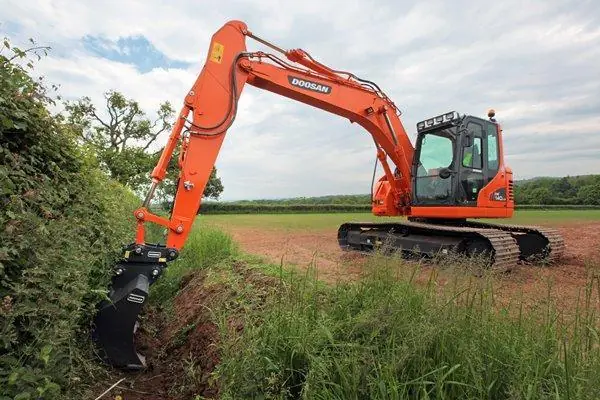Doosan DX140LCR-3 thumbnail 10