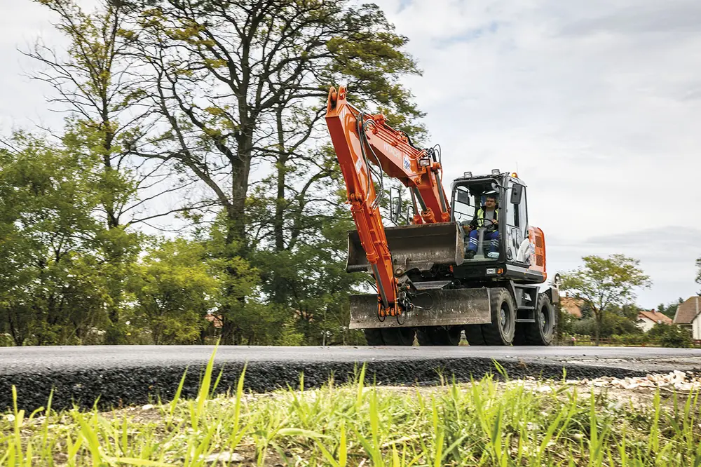 Hitachi ZX 140 W 5