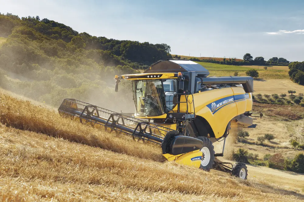 New Holland CX5.90 thumbnail 2