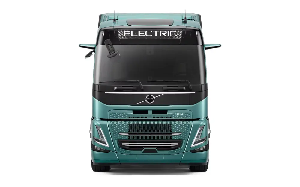Volvo Trucks FM670 Battery Electric 6x2 Tractor