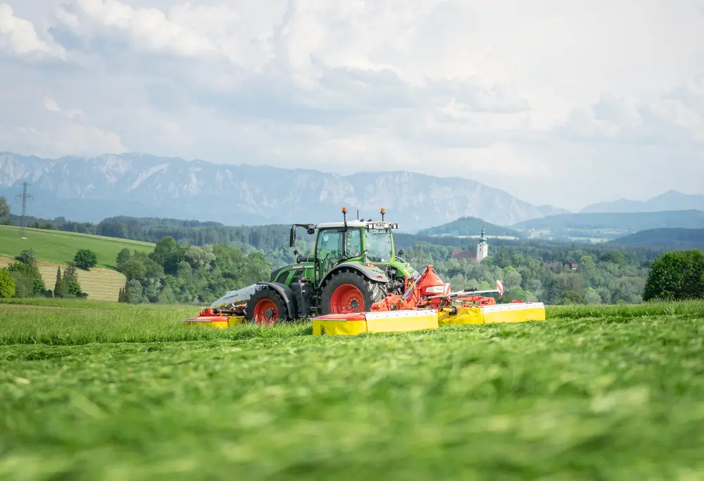 Pöttinger NovaCat V 8400 RC