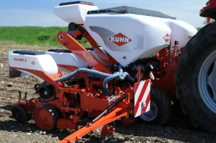 Kuhn Maxima 2 M thumbnail 3