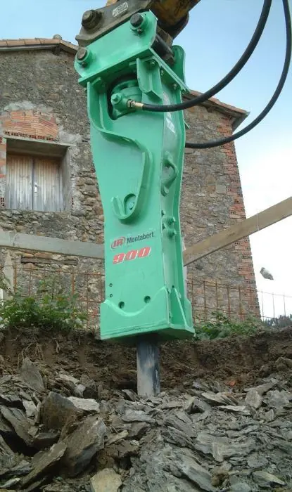 Montabert 900