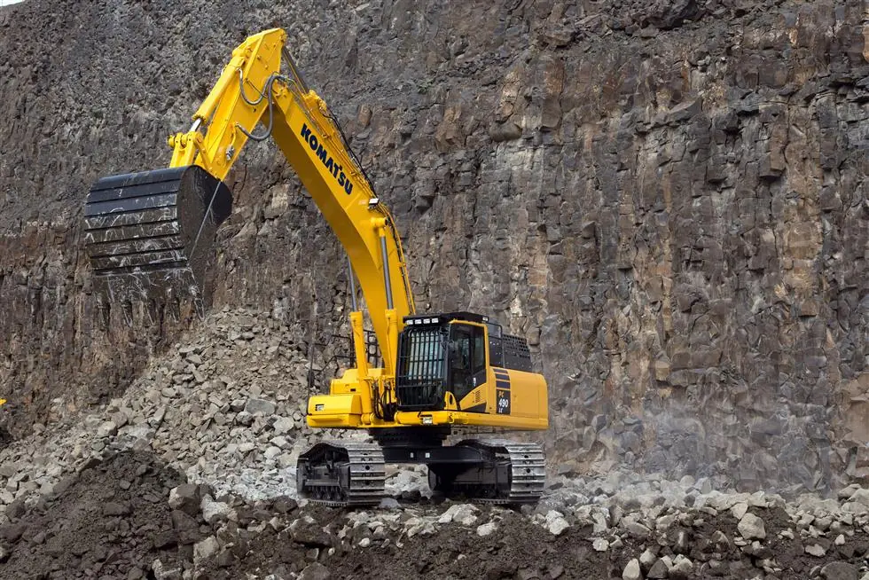 Komatsu PC490-11E0