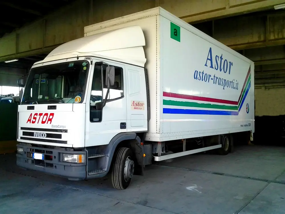 Iveco EUROCARGO 120E23