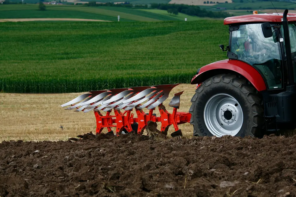 Kuhn Vari-Master 123 4E NSH