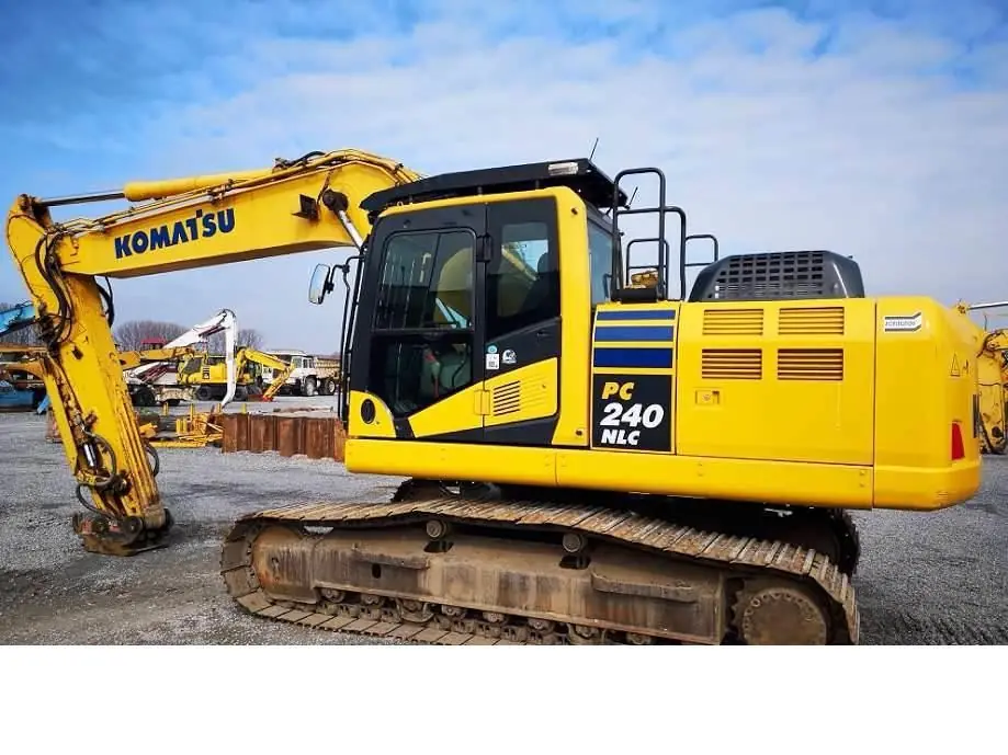 Komatsu PC240NLCD-10