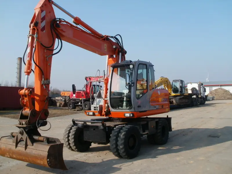 Fiat Kobelco E 175 WT