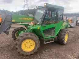 John Deere 4400 TJ