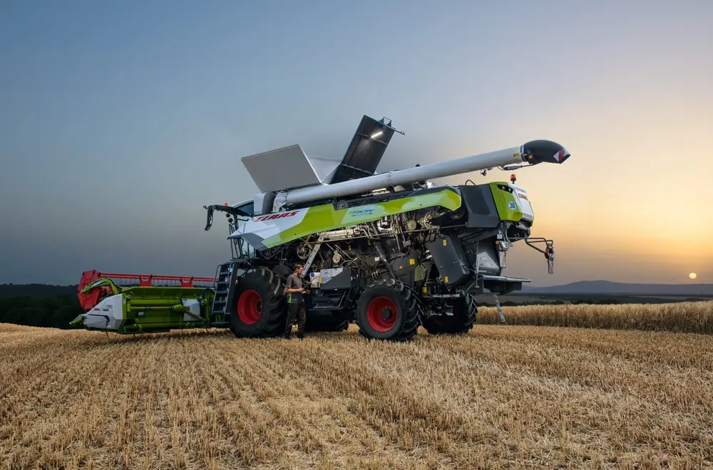 Claas Trion 720 thumbnail 2