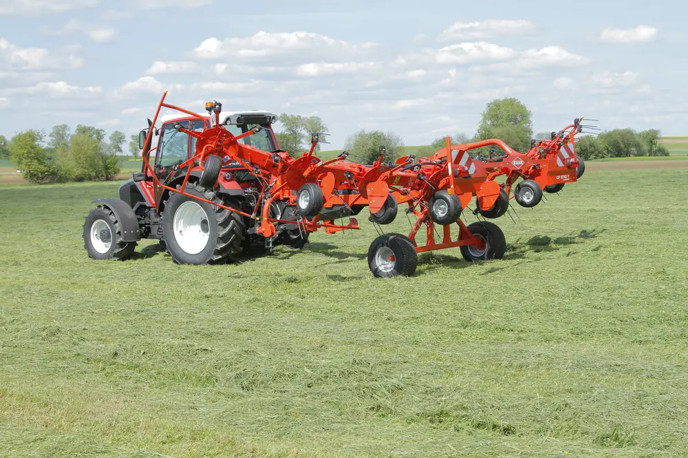 Kuhn GF 8712