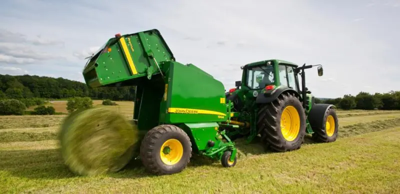 John Deere 678