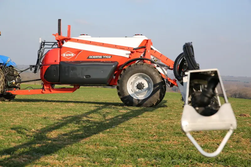 Kuhn Oceanis 2-6900