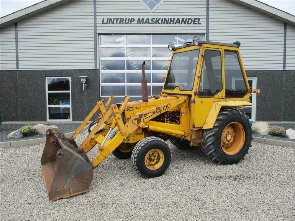 Case 580B