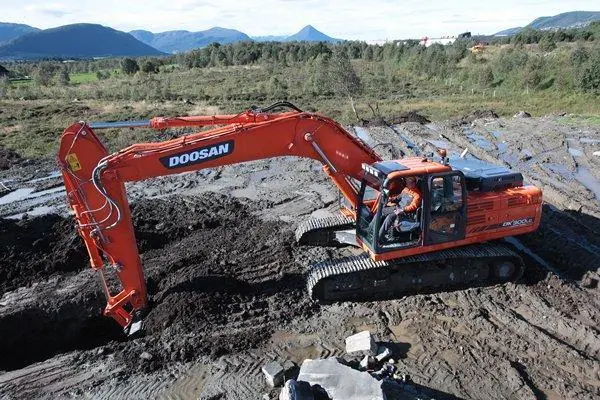 Doosan DX300NLC-3 thumbnail 3