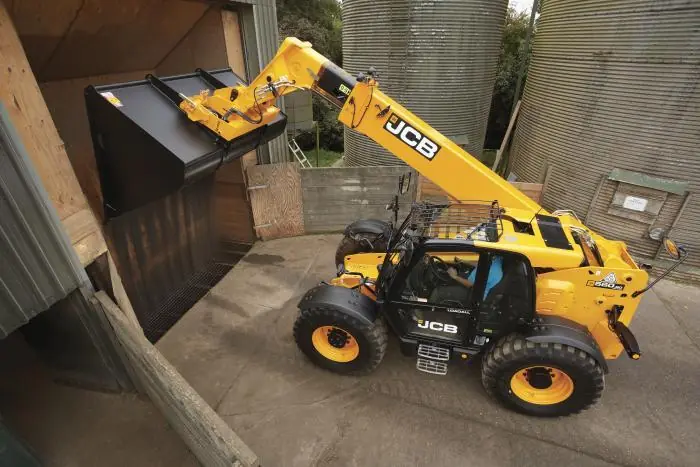 JCB 560-80 thumbnail 4