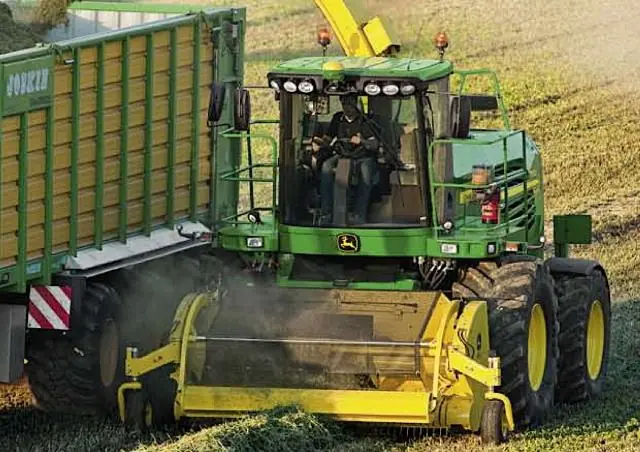 John Deere 7450