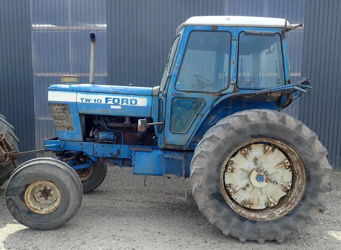 Ford-NH TW-10