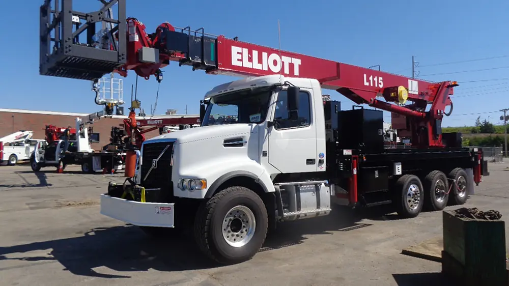 Elliott Equipment L115 HiReach thumbnail 3