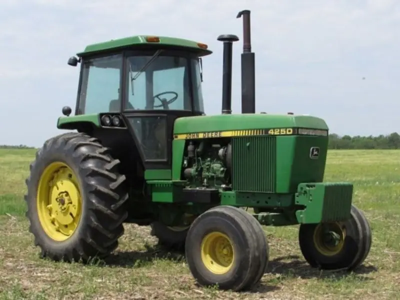 John Deere 4250